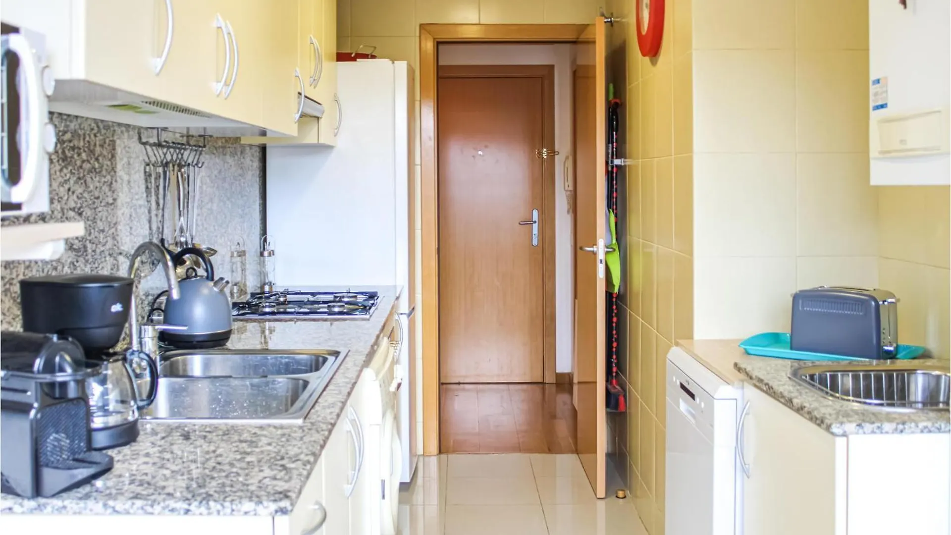 Stunning Apartment In Tossa De Mar With Kitchen